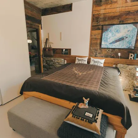 Alte Post By Interhome * サース フェー